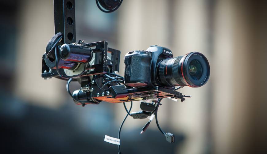 科技赋能生活：和政县产品视频拍摄开启智能新时代